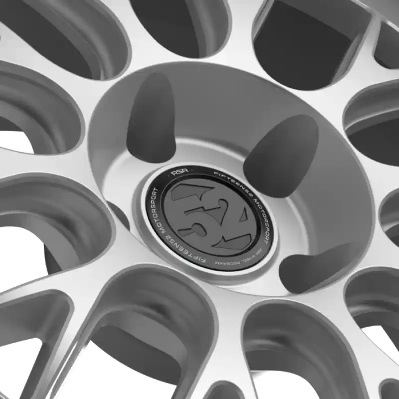 Exclusive fifteen52 Holeshot RSR 18x8.5 5x112 42mm ET 57.1mm Center Bore Radiant Silver