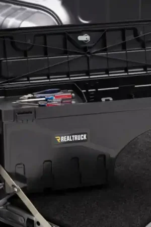 UnderCover 05-20 Toyota Tacoma Drivers Side Swing Case - Black Smooth Popular