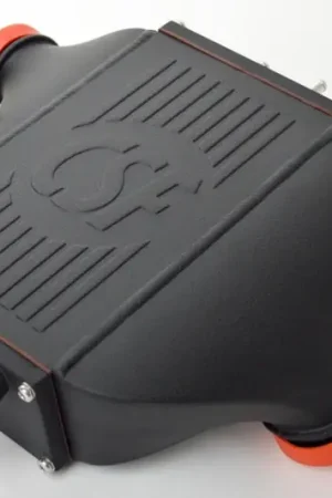 Premium CSF 2014+ BMW M3/M4 (F8X) Top Mount Charge-Air-Cooler - Crinkle Black