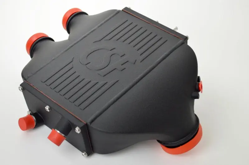 Premium CSF 2014+ BMW M3/M4 (F8X) Top Mount Charge-Air-Cooler - Crinkle Black