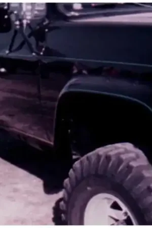 BUS Cutout Style Flares Authentic